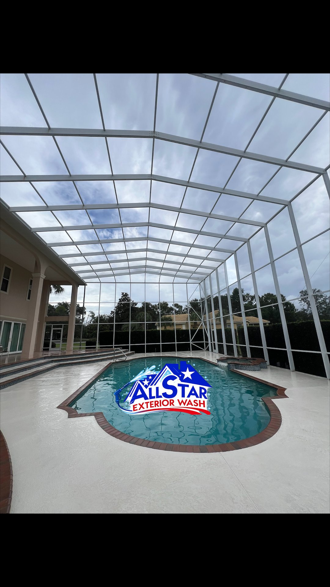 Top notch pressure washing company in Spring Hill Florida  Thumbnail