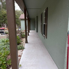 Top-quality-soft-house-washing-in-brooksville-Florida 2