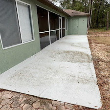 Top-quality-soft-house-washing-in-brooksville-Florida 4