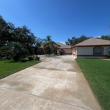 Weeki-wachee-pressure-washing-team 1